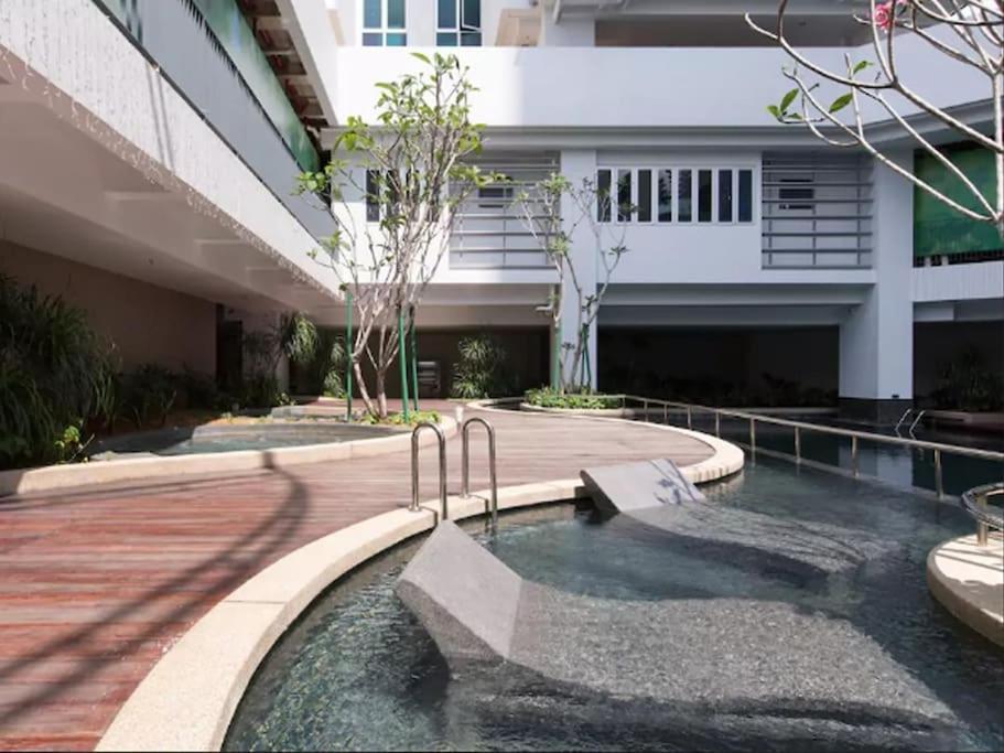 Verve Suites Kl South Kuala Lumpur Exterior foto